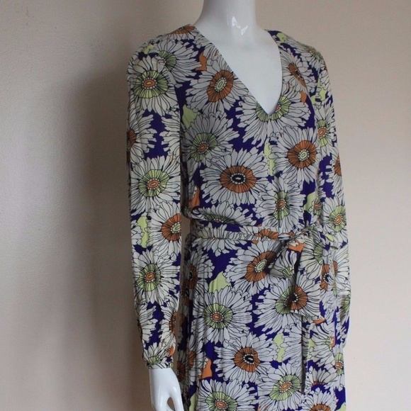 H&M Dresses & Skirts - H&M Women's Dress Size 6 Floral